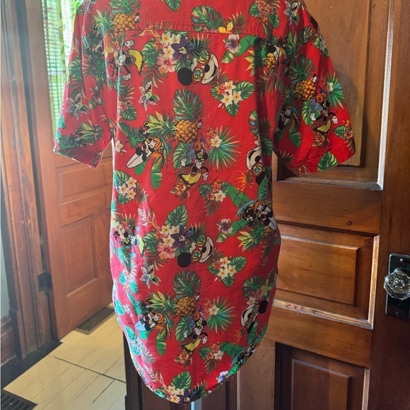 Disney Mickey & Minnie Hawaiian Button Down Top Size Medium - Picture 2 of 7